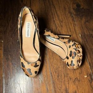 Steve Madden Leopard-Print Round-Toe Heels in Tan and Black